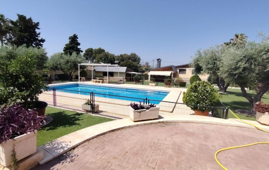 Venta - Villa - Petrer