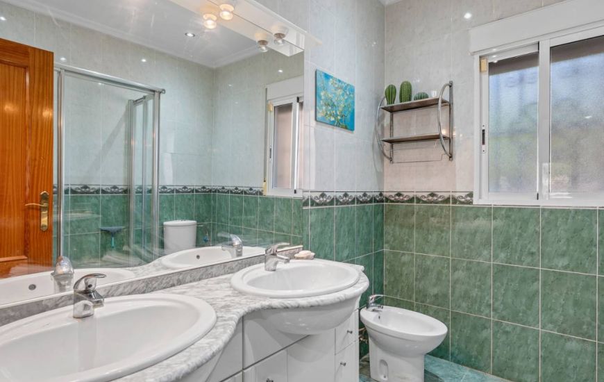 Sale - Finca - Catral