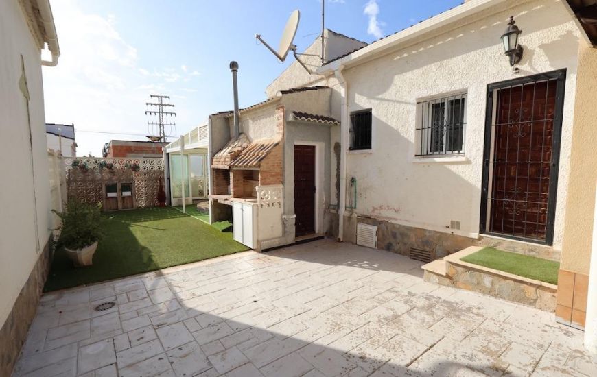 Venta - Villa - Torrevieja