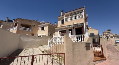 Villa - Sale - Villamartin - Villamartin