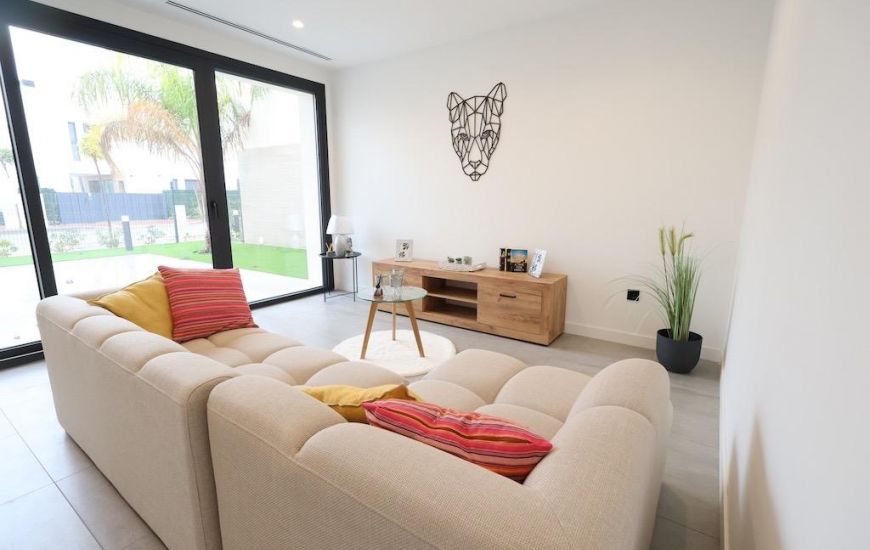 Venta - Villa - Los Alcázares