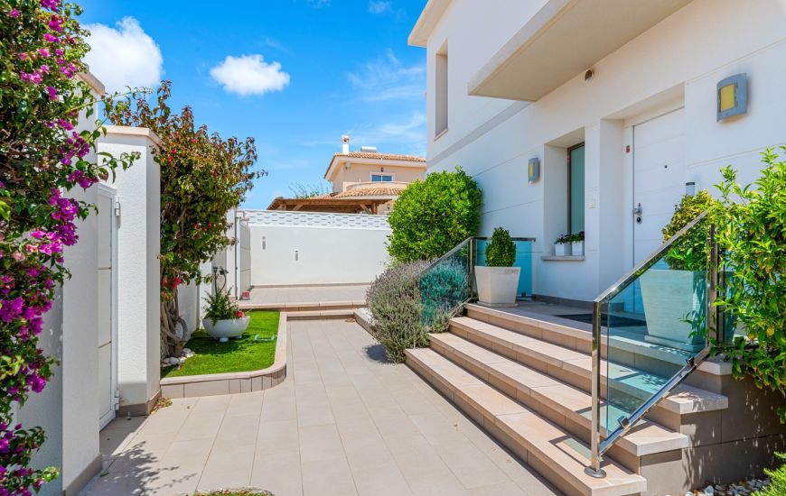 Sale - Villa - Ciudad Quesada - Rojales