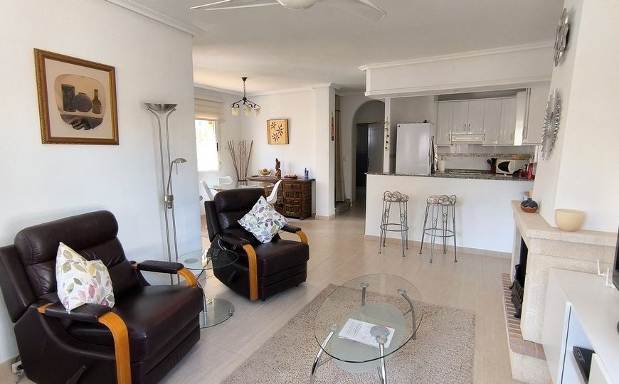 Sale - Villa - El Raso