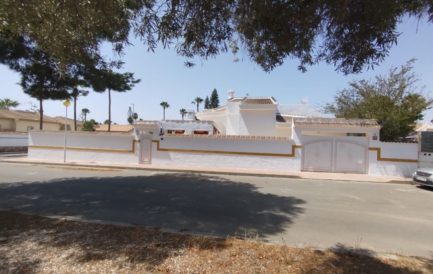 Sale - Villa - Ciudad Quesada Sale - Villa - Ciudad Quesada