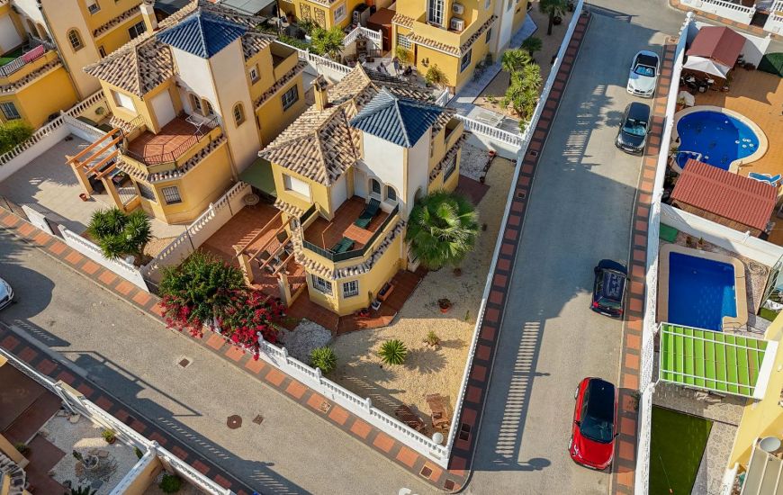 Sale - Villa - Algorfa