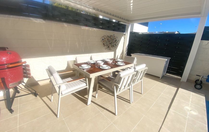 Sale - Half Vrijstaand Huis - Ciudad Quesada