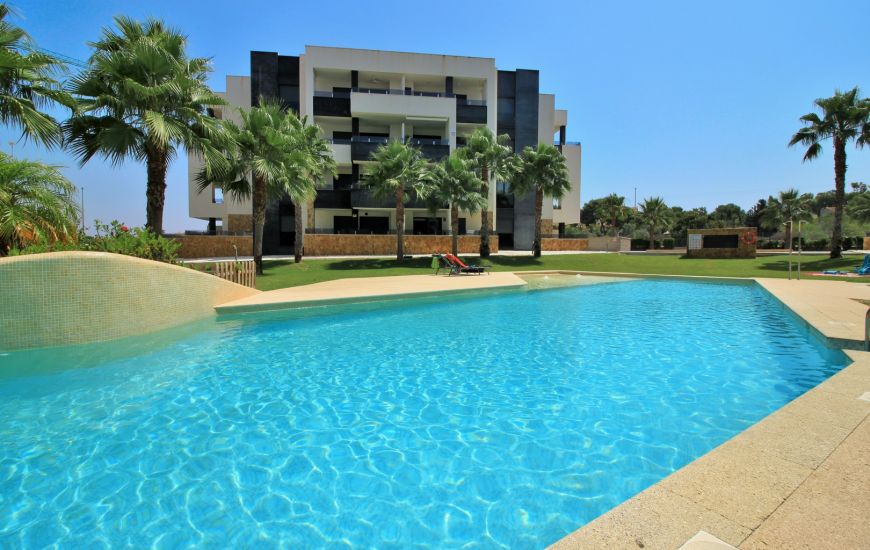 Sale - Apartments - Villamartin