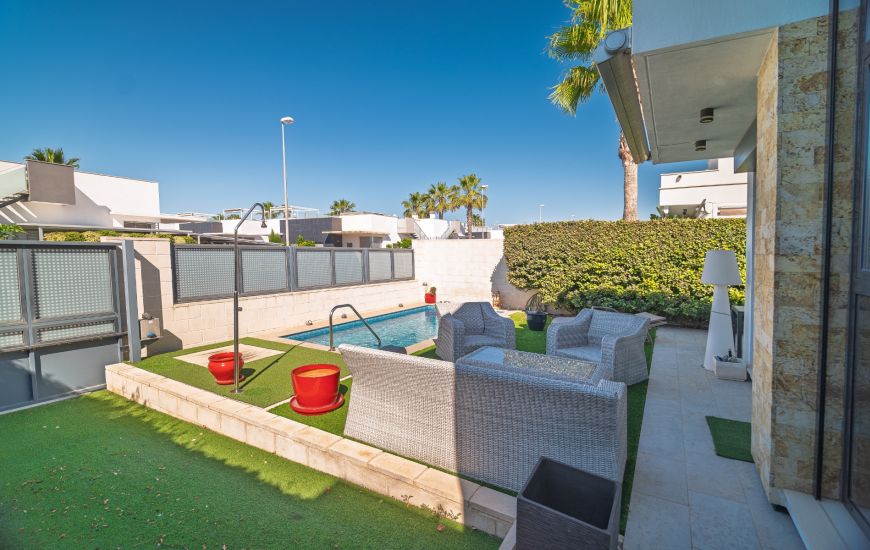 Sale - Villa - Ciudad Quesada