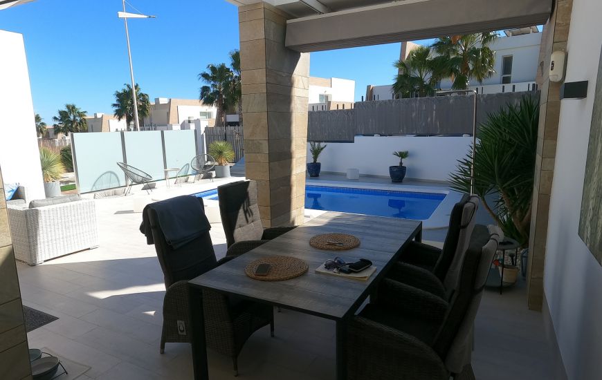 Sale - Villa - Algorfa