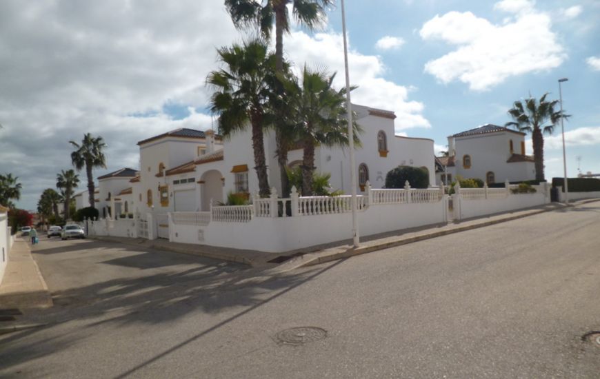 Sale - Villa - Los Dolses