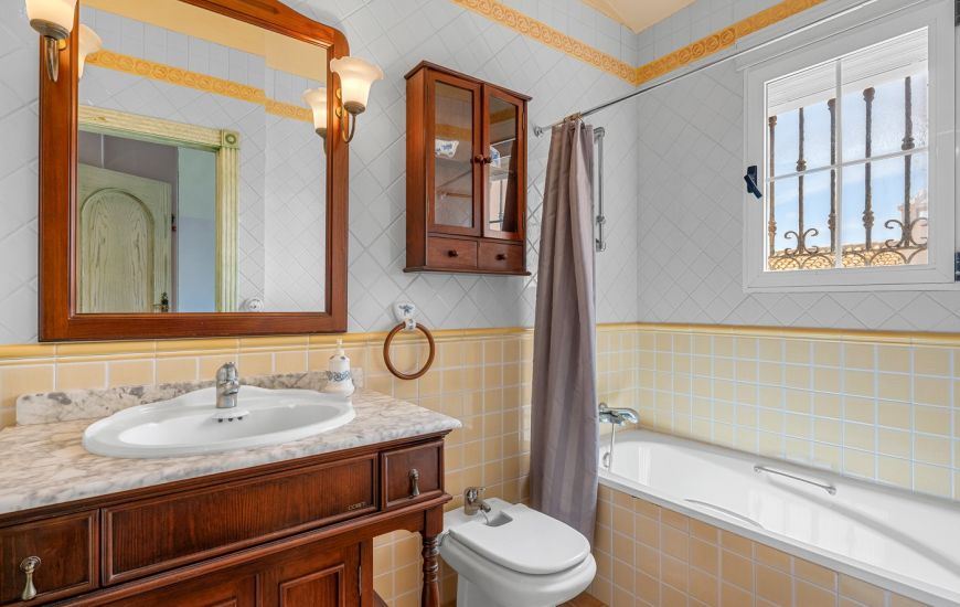 Sale - Villa - Torrevieja