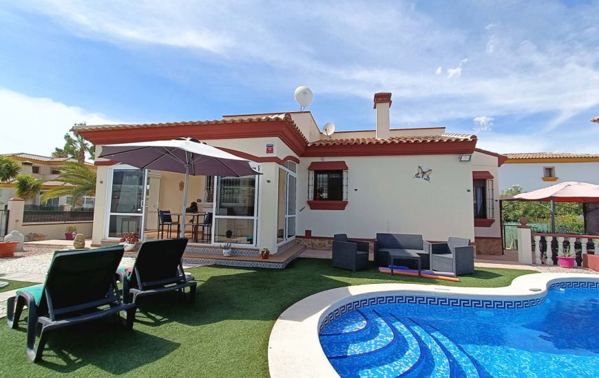 Sale - Villa - Hondón de las Nieves