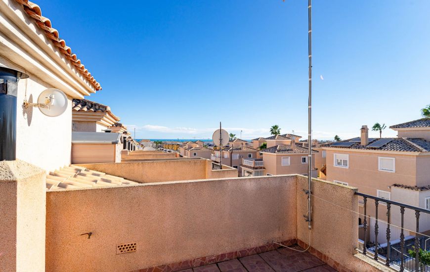 Sale - Adosado - Punta Prima