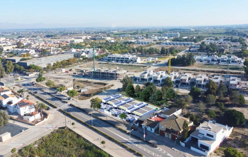 Nueva construcción  - Adosado - Dolores