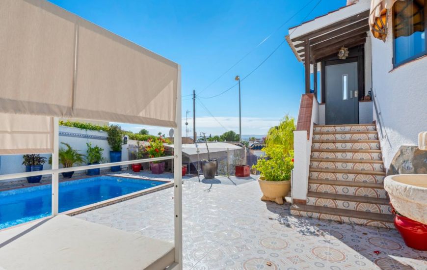 Sale - Villa - Ciudad Quesada