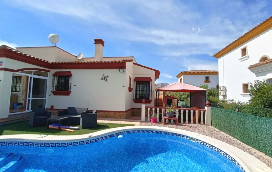Sale - Villa - Hondón de las Nieves