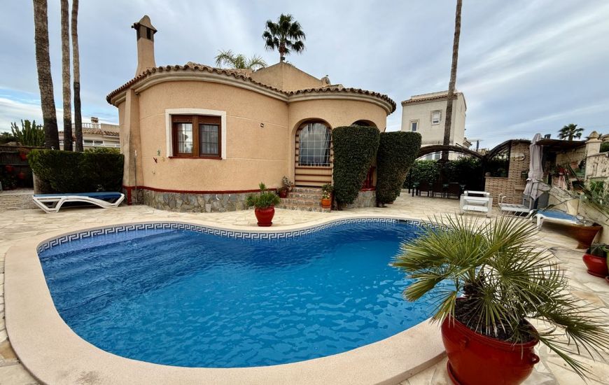 Sale - Villa - Benijófar - 