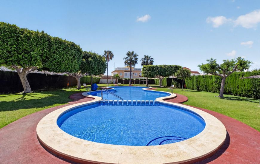 Venta - Ground Floor - Torrevieja