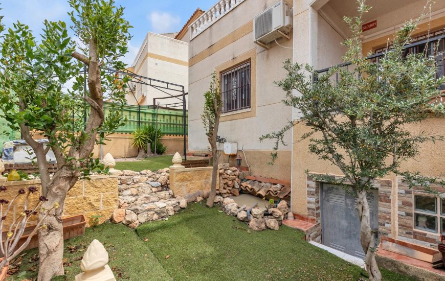 Sale - Bungalow - Orihuela Costa