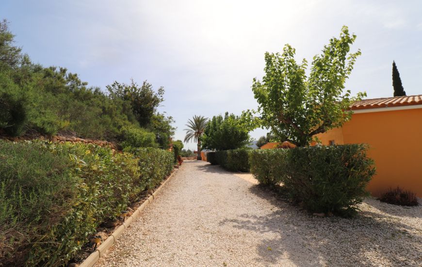 Sale - Country Property - Hondón de las Nieves