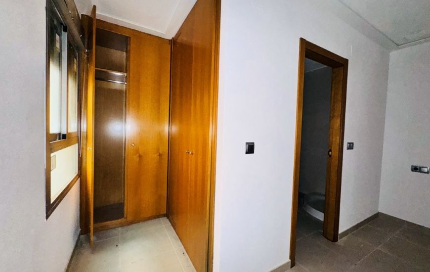 Sale - Apartments - 