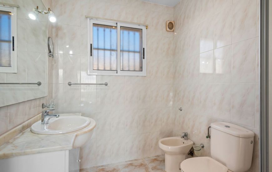 Sale - Villa - Benijófar - 