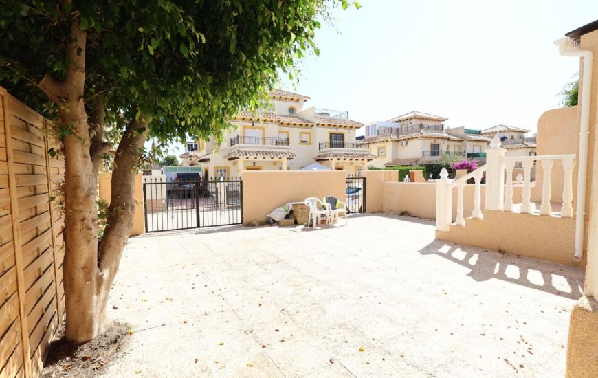 Sale - Bungalow - Orihuela Costa