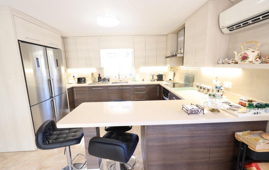 Sale - Villa - Torrevieja