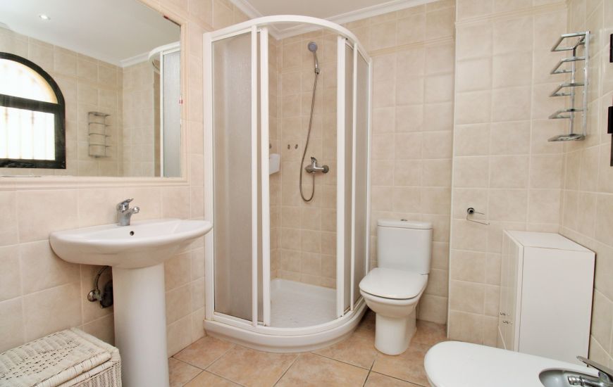 Sale - Villa - Villamartin