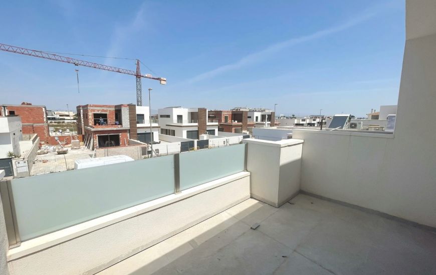 Sale - Semi Detached - Daya Nueva