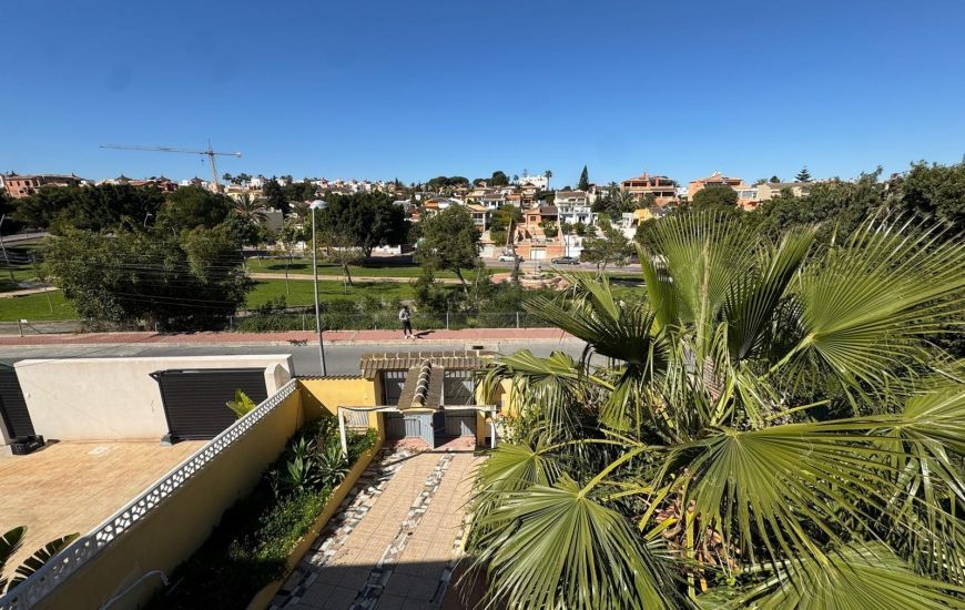 Sale - Villa - Torrevieja - 