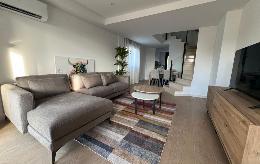 New Build - Townhouse - 