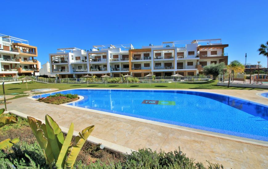 Sale - Apartments - Villamartin
