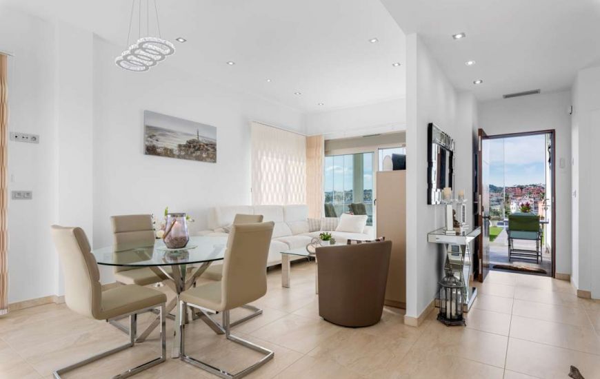 Sale - Villa - Villamartin