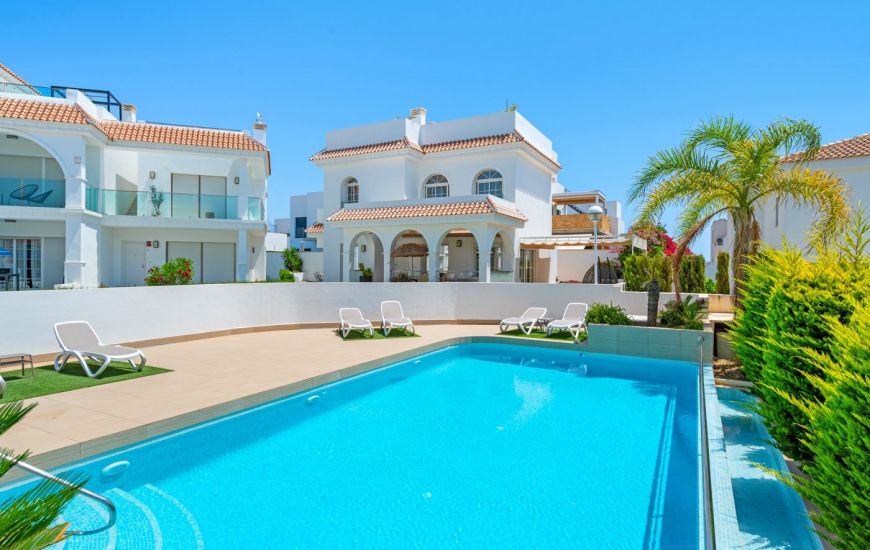 Sale - Villa - Ciudad Quesada