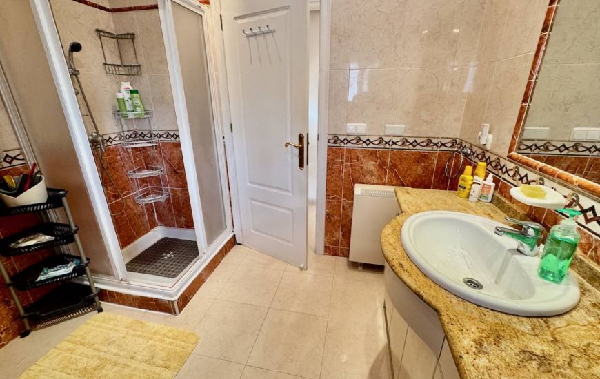 Sale - Villa - Benferri