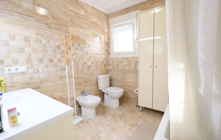 Sale - Villa - Torrevieja