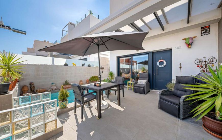 Sale - Villa - Villamartin