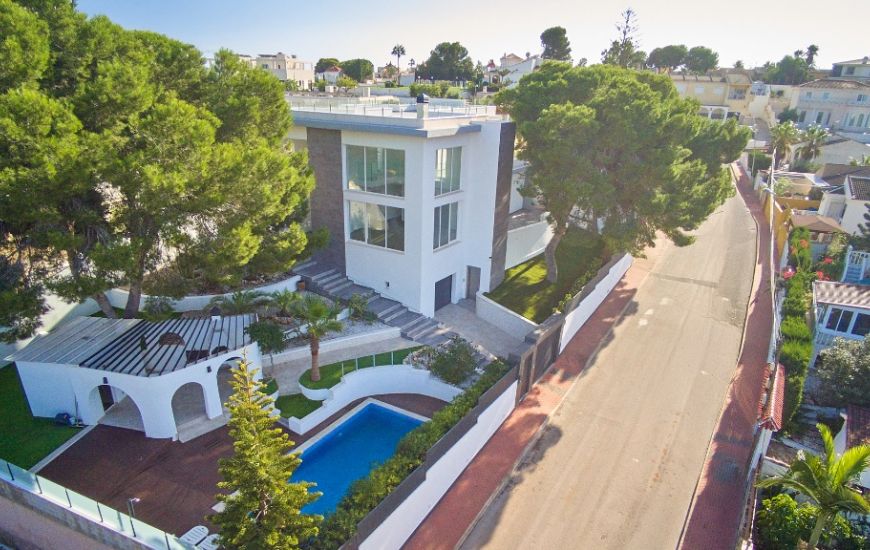 Sale - Villa - Los Balcones