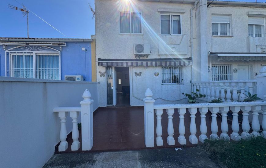 Sale - Casa - Torrevieja