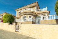 Sale - Villa - Los Altos