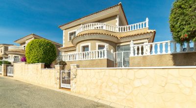 Villa - Sale - Los Altos - Los Altos