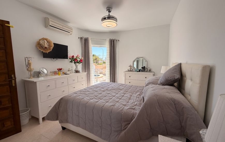 Sale - Villa Detached - Ciudad Quesada