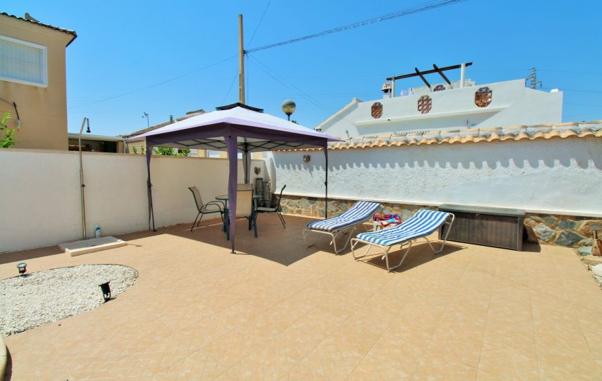 Sale - Villa - Villamartin