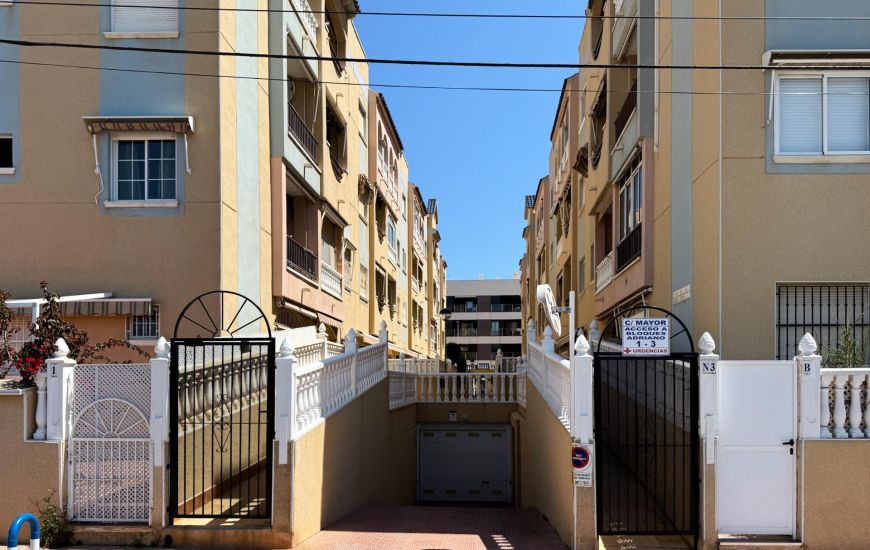 Venta - Ground Floor - Torrevieja