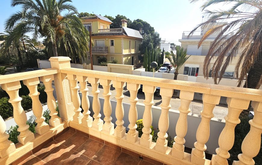 Sale - Villa - Cabo Roig