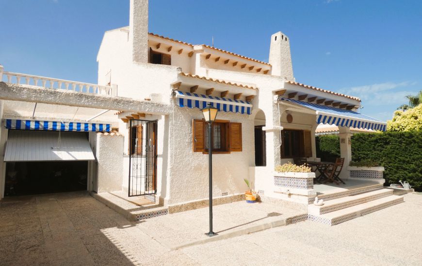Venta - Villa - La Zenia