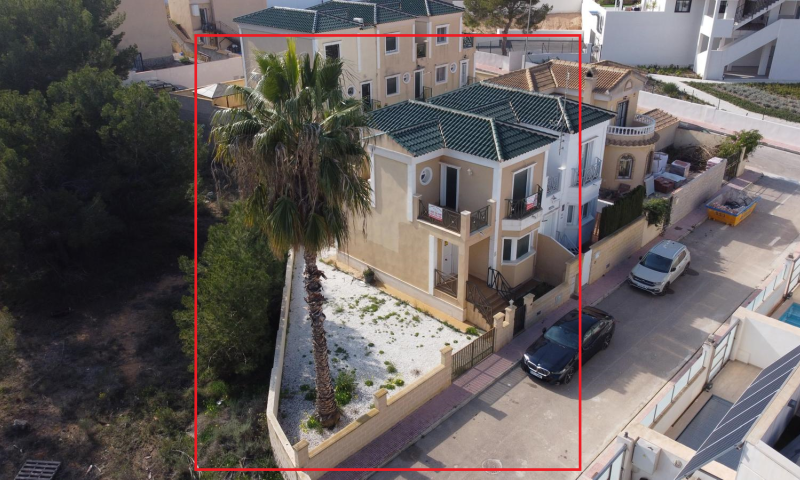 Venta - Villa - Orihuela