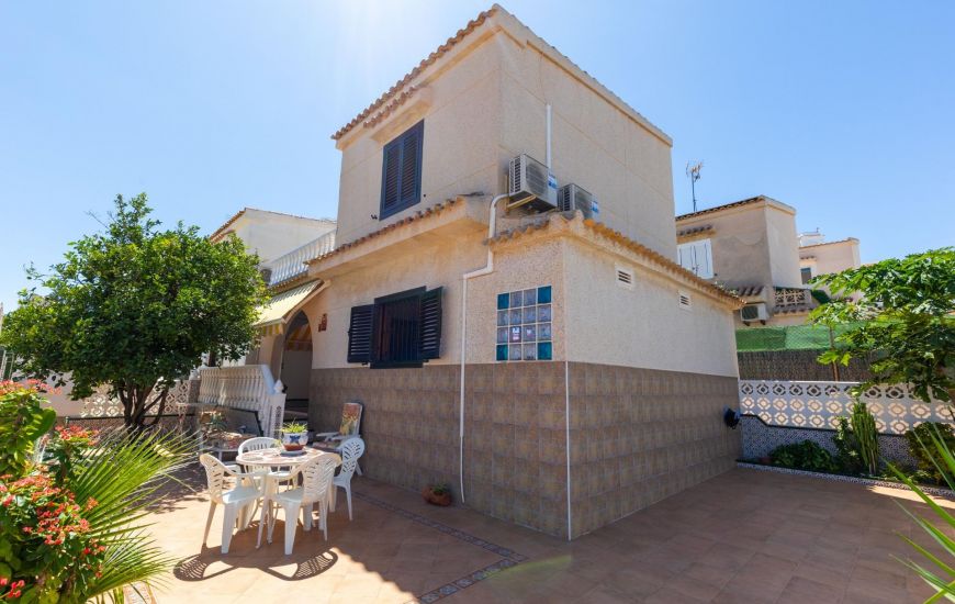 Sale - Villa - Torrevieja
