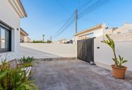 Sale - Villa - Torrevieja - 